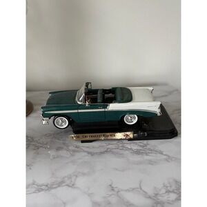 1956 Chevrolet‎ Bel Air Convertible Diecast Model Car Road Signature